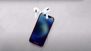 connect-airpods-airpods-pro-with-iphone-12-iphone-13